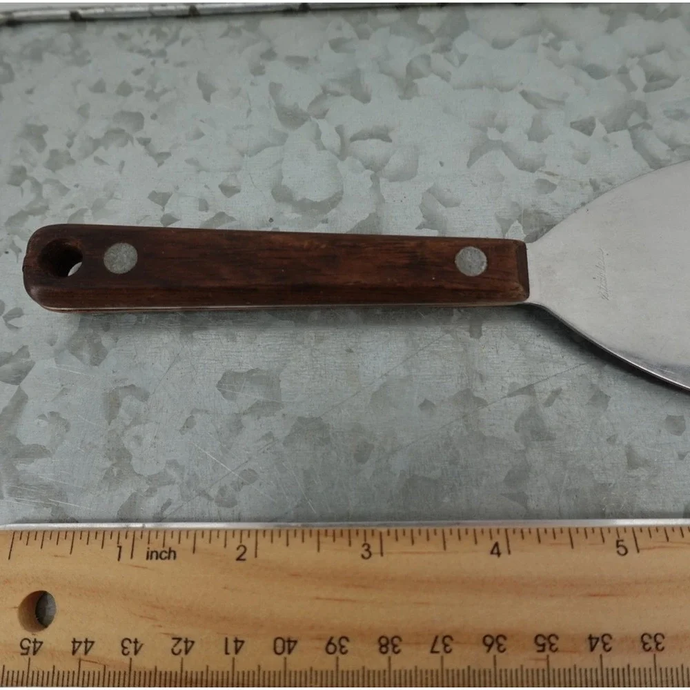 Vintage Stainless Steel Wide Blade Spatula Turner Wood Handle 10‎ Inch